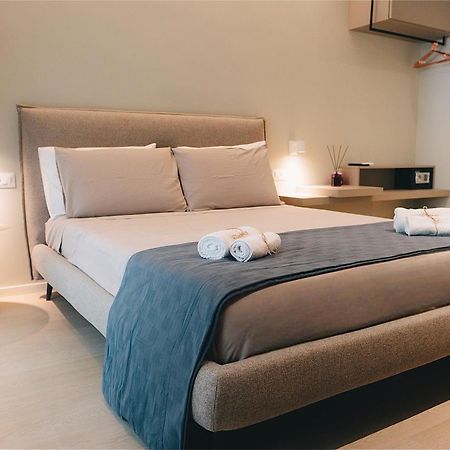 18Zero2 Luxury Rooms Bari Exterior photo