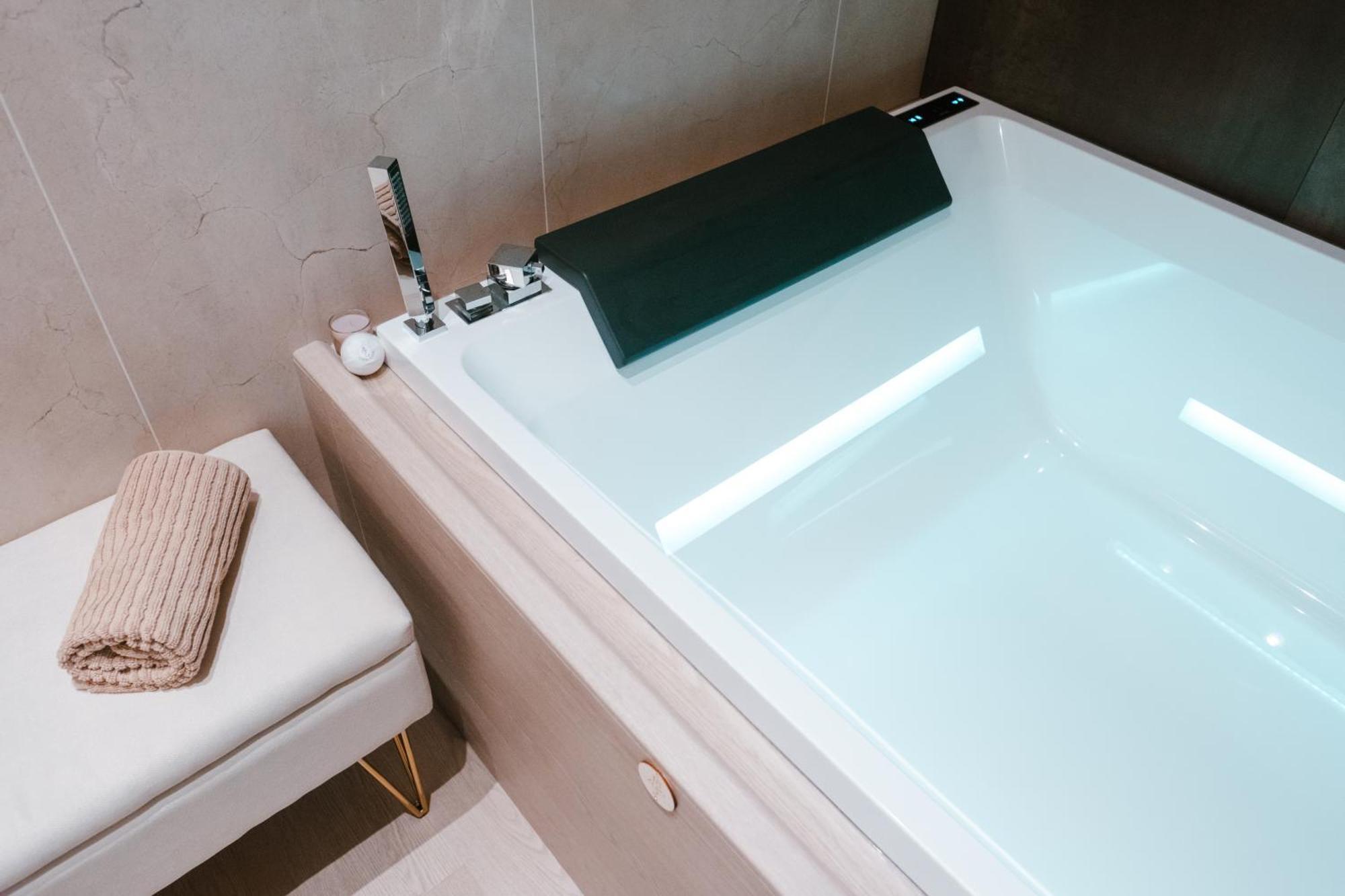 18Zero2 Luxury Rooms Bari Exterior photo