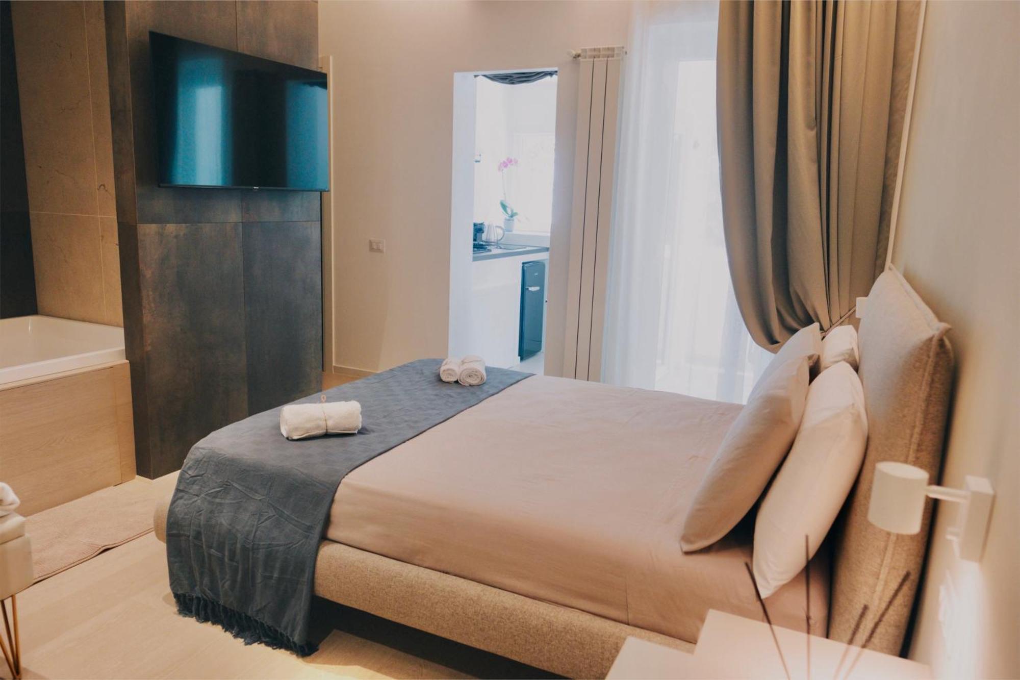 18Zero2 Luxury Rooms Bari Exterior photo