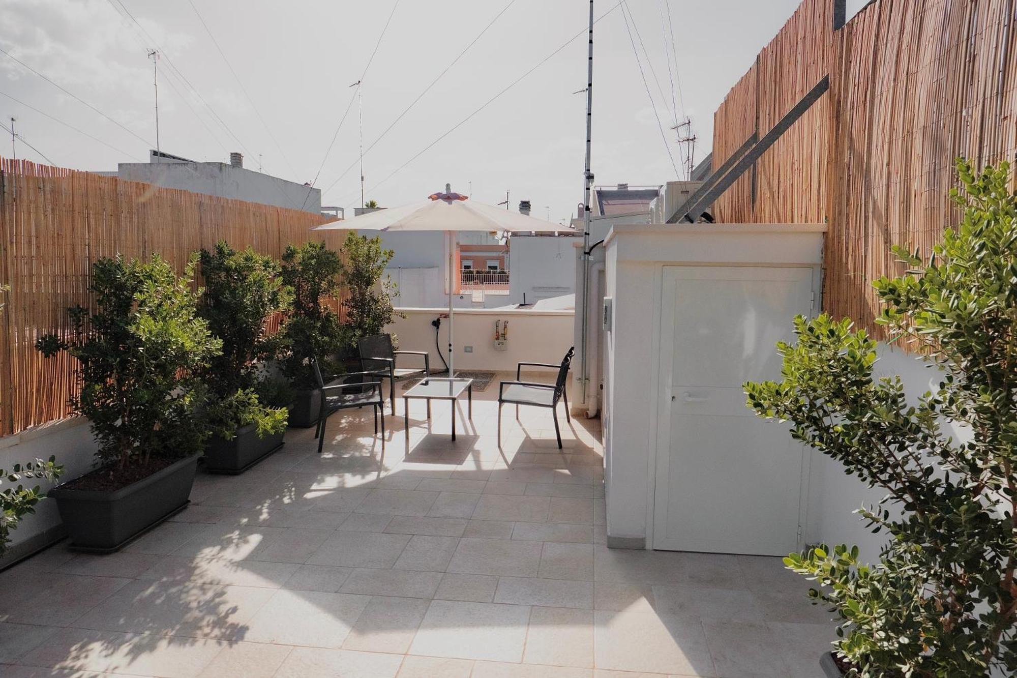 18Zero2 Luxury Rooms Bari Exterior photo